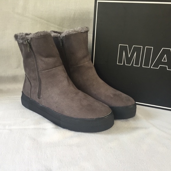 mia merion faux fur lined boot
